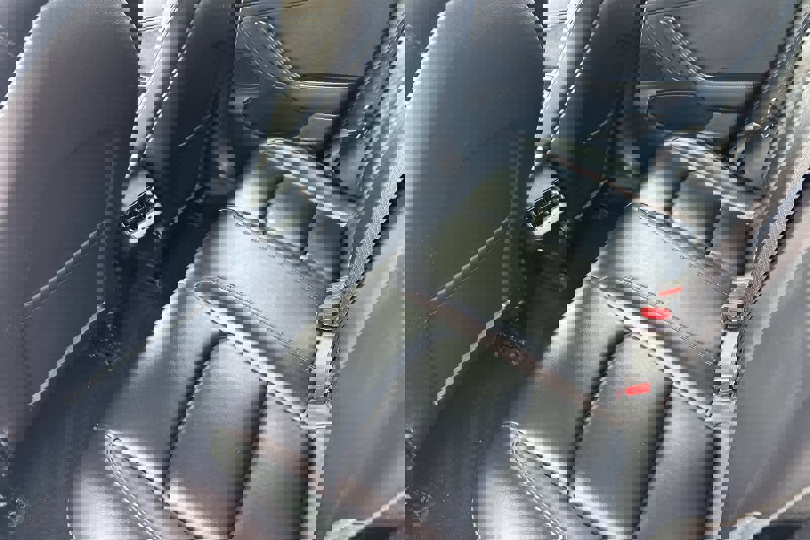 Used 2020 Tesla Model 3 Standard Range Plus image 5