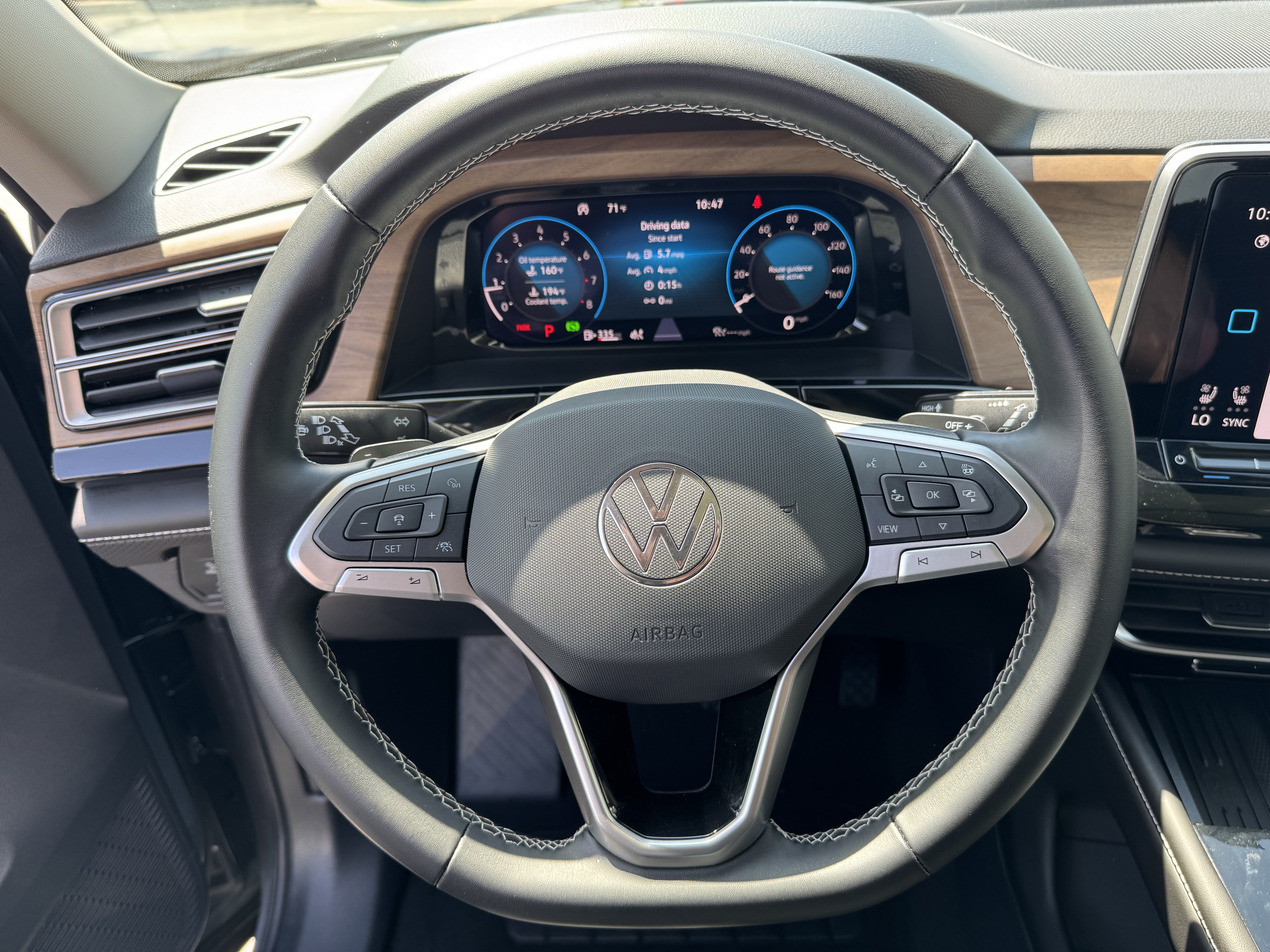 Used 2026 Volkswagen Atlas SE FWD image 18