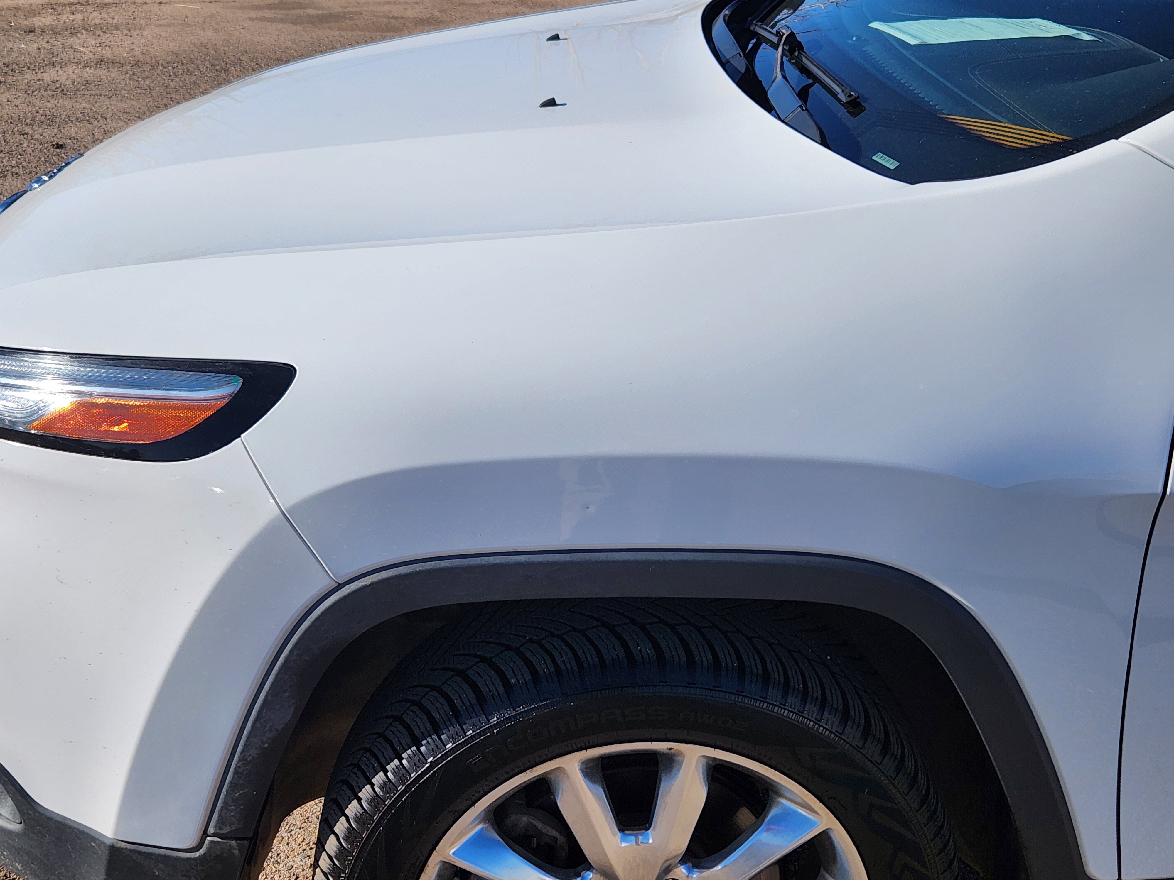 Used 2016 Jeep Cherokee Limited w/ Luxury Group image 6