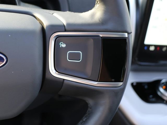 Used 2025 Ford Expedition Active AWD/4WD image 28