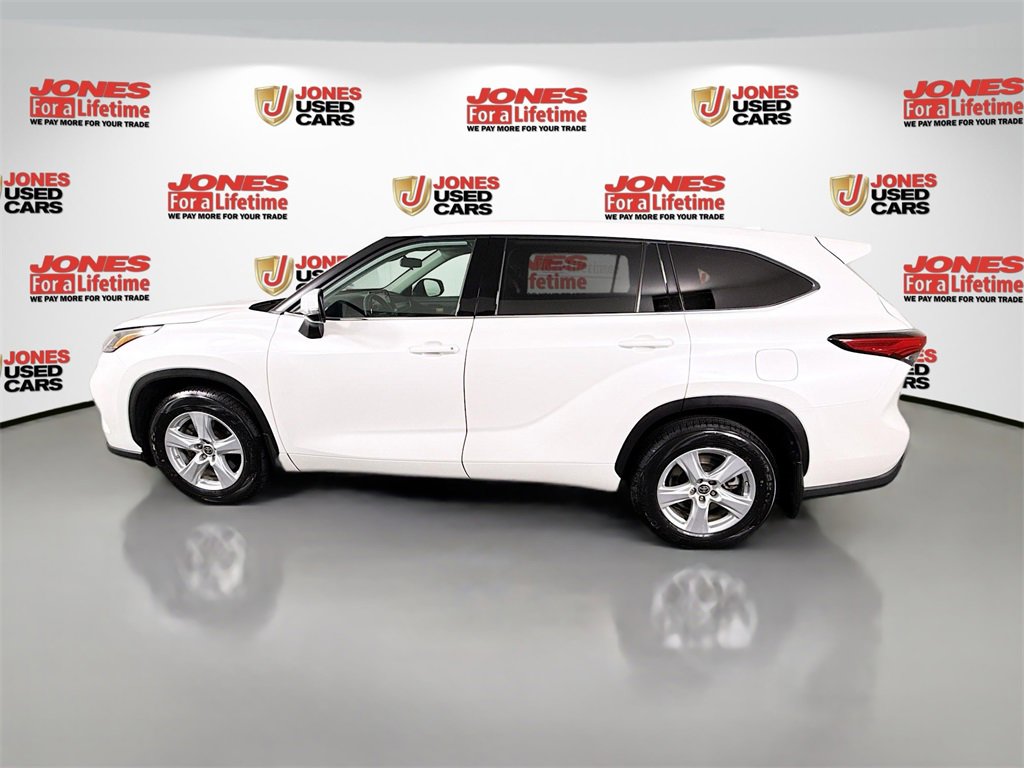 Certified 2020 Toyota Highlander LE image 16