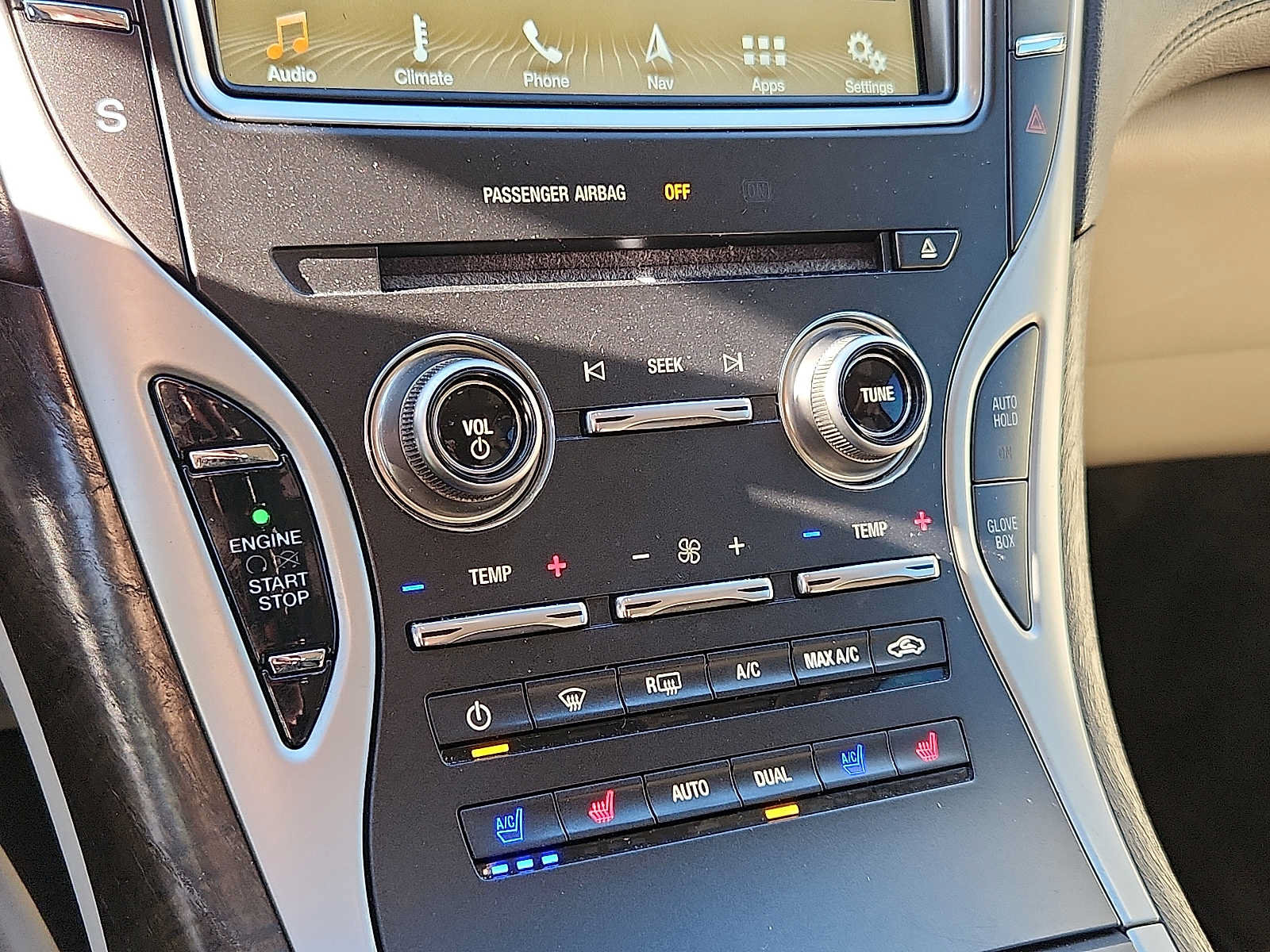 Used 2016 Lincoln MKX Reserve AWD/4WD image 16