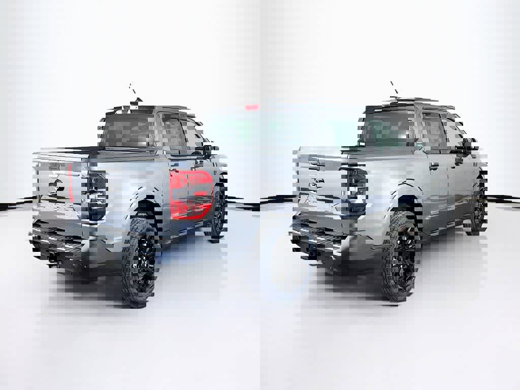 New 2025 Ford Maverick XLT w/ XLT Luxury Package image 24