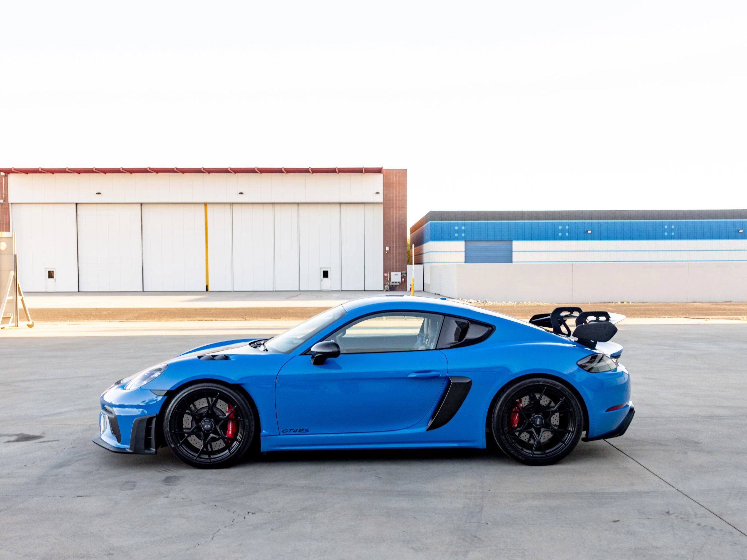 Used 2024 Porsche 718 Cayman GT4 RS image 24
