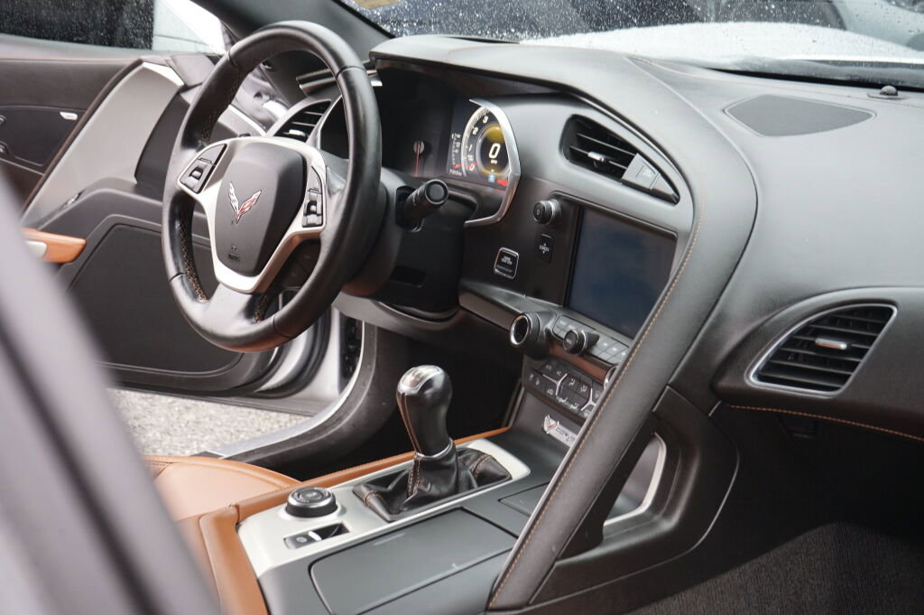 Used 2015 Chevrolet Corvette Stingray Coupe w/ 2LT Preferred Equipment Group image 17