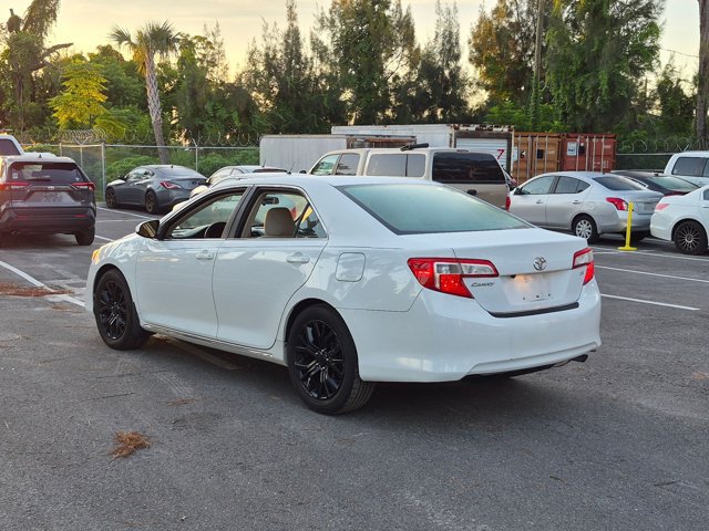 Used 2012 Toyota Camry LE FWD image 6