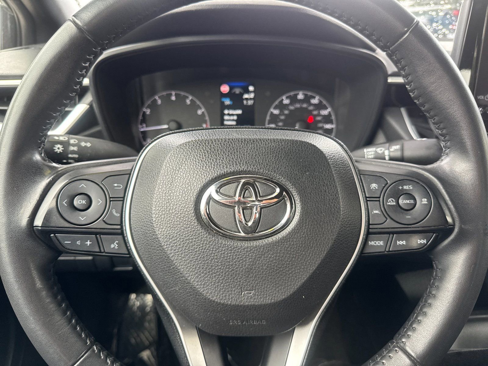 Used 2023 Toyota Corolla SE FWD image 23