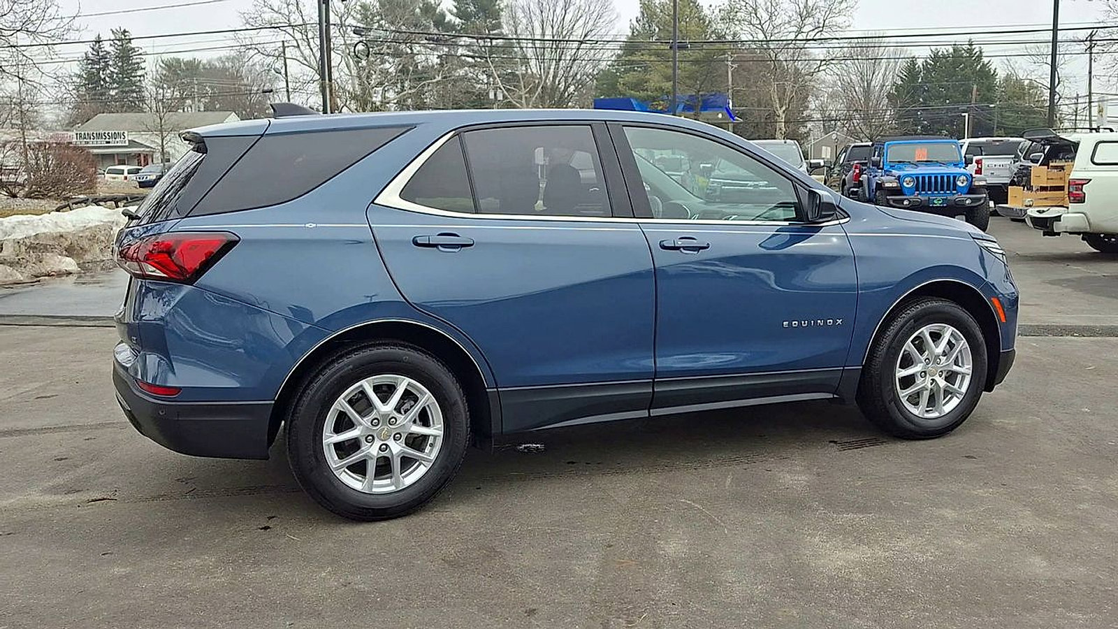 Certified 2024 Chevrolet Equinox LT w/ LPO, Floor Liner Package image 3