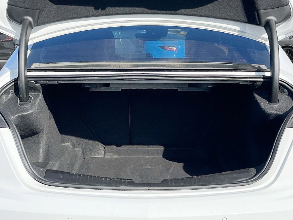 Used 2023 Cadillac CT5 V w/ Platinum Package RWD image 28