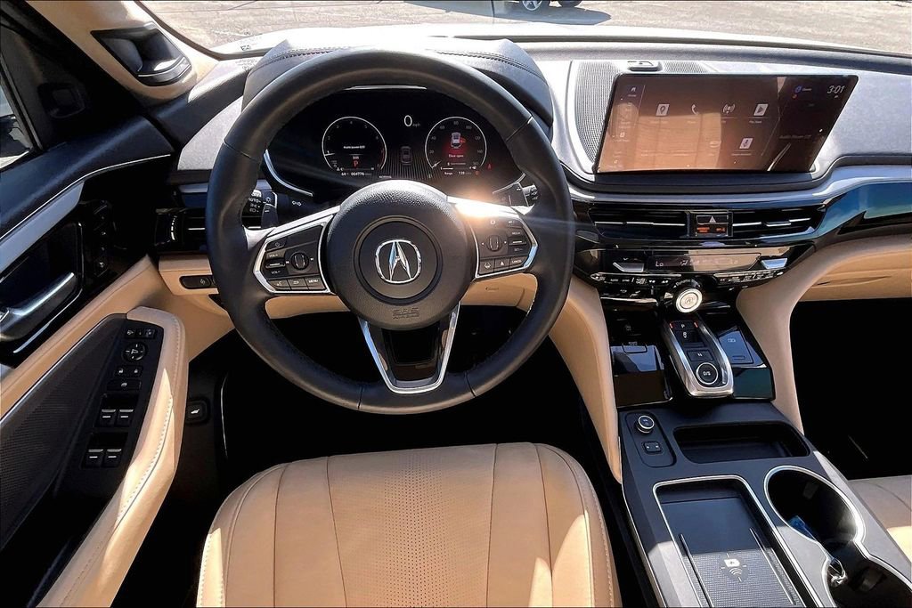 Certified 2025 Acura MDX w/ Technology Package image 8