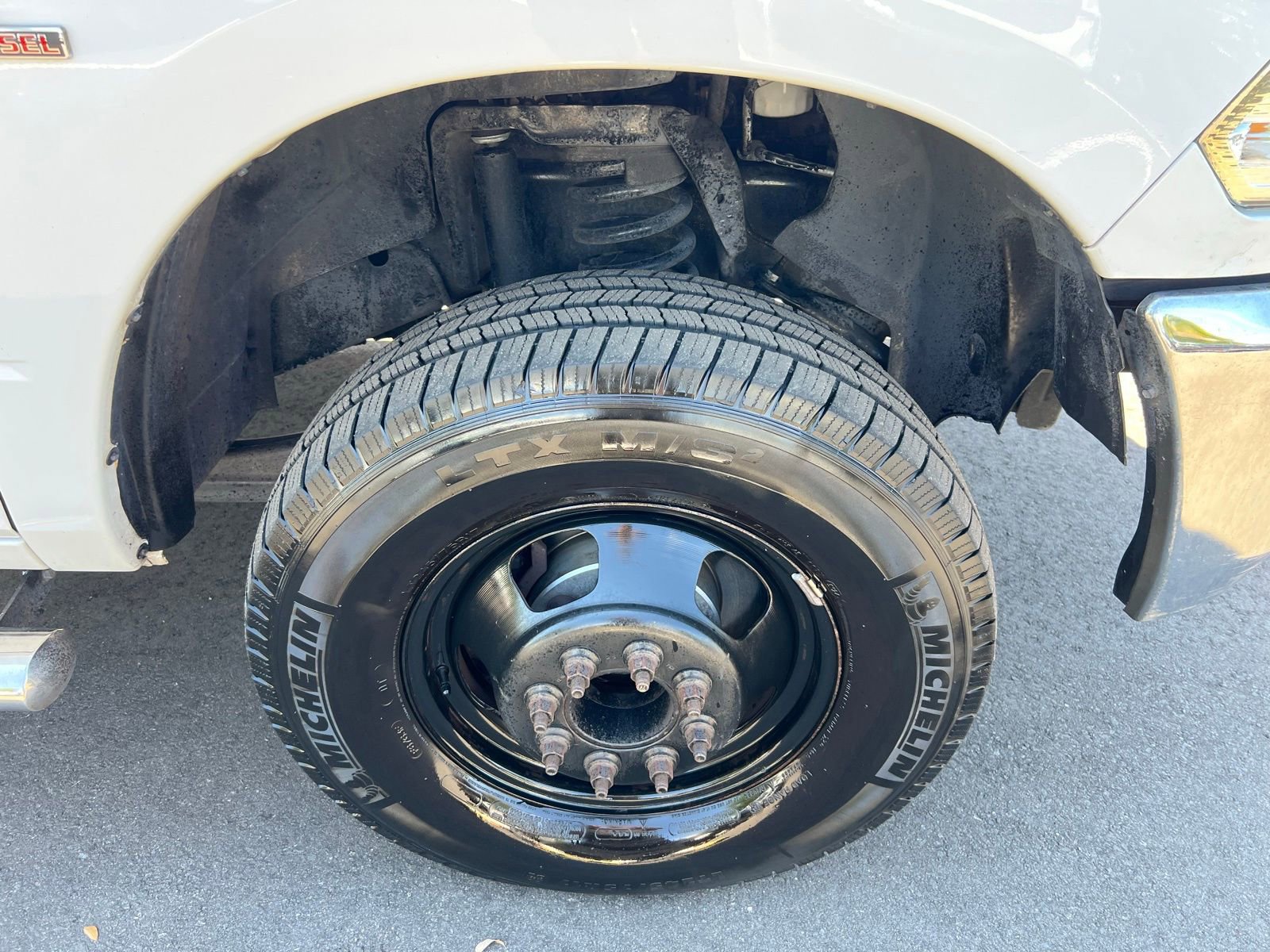 Used 2018 RAM 3500 SLT AWD/4WD image 10