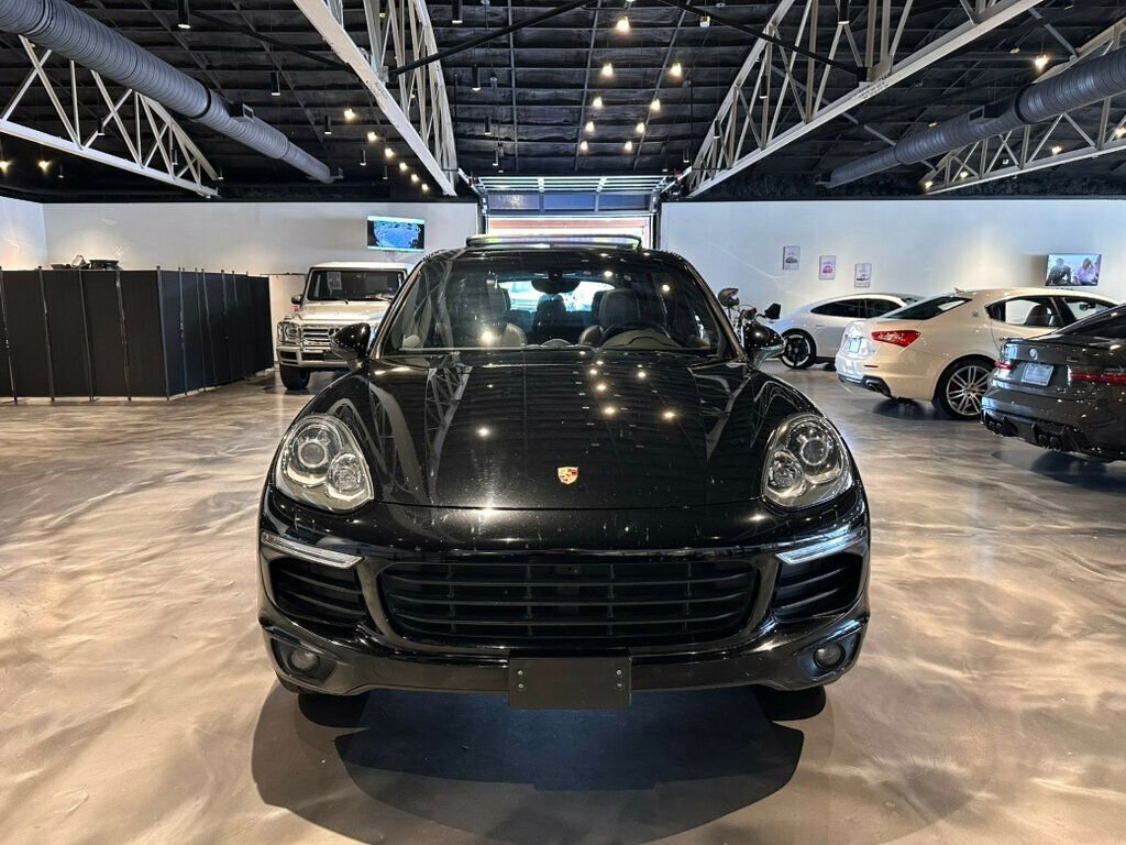 Used 2018 Porsche Cayenne AWD/4WD image 8