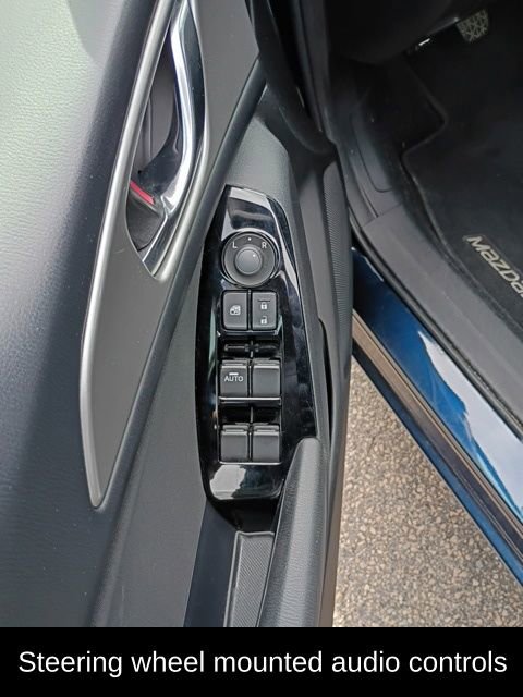 Used 2018 MAZDA MAZDA3 Sport image 5