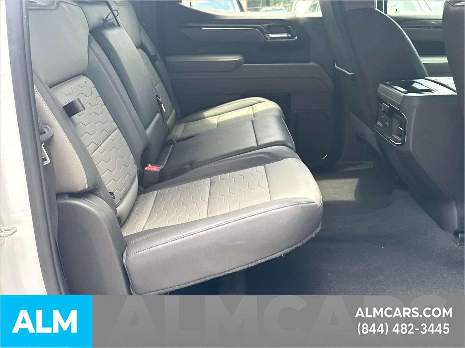 Used 2022 Chevrolet Silverado 1500 ZR2 w/ Technology Package AWD/4WD image 17