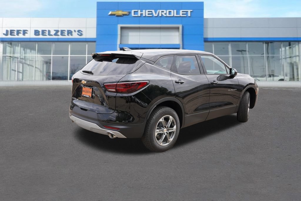 New 2026 Chevrolet Blazer LT AWD/4WD image 3