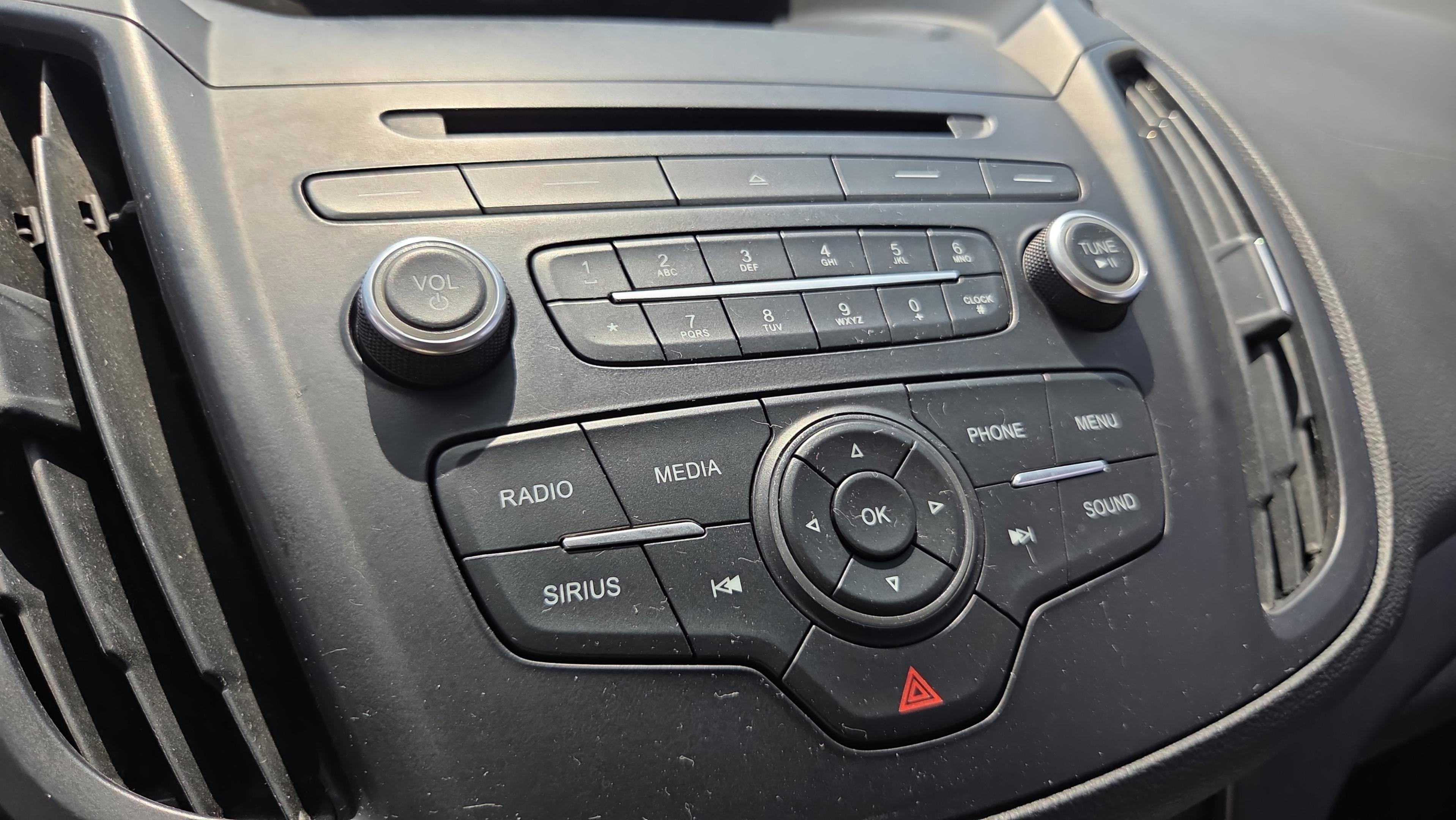 Used 2017 Ford Escape SE FWD image 19