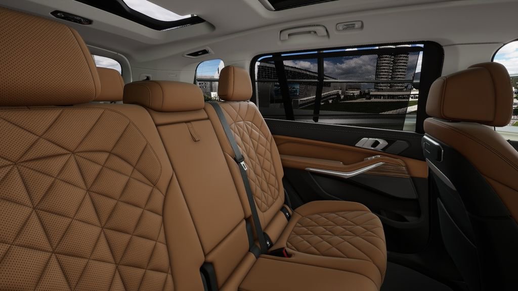 Used 2026 BMW X7 xDrive40i image 39