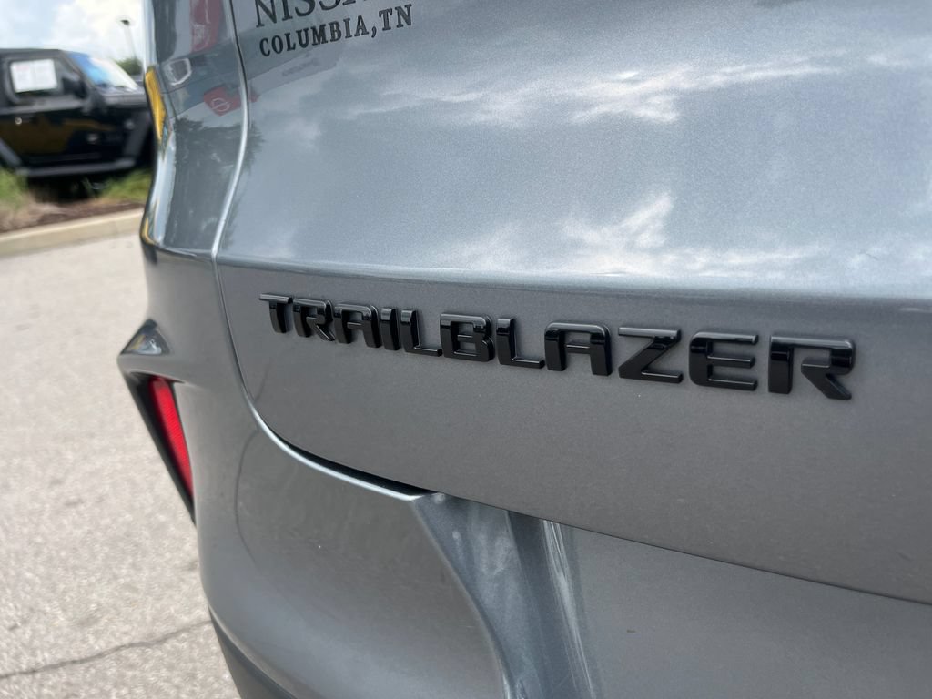Used 2021 Chevrolet TrailBlazer RS w/ Convenience Package FWD image 39