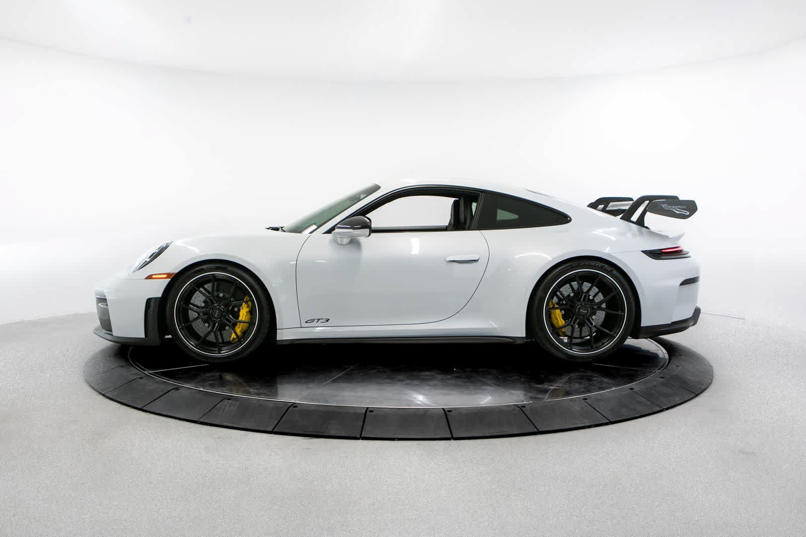 Certified 2026 Porsche 911 GT3 RWD image 2