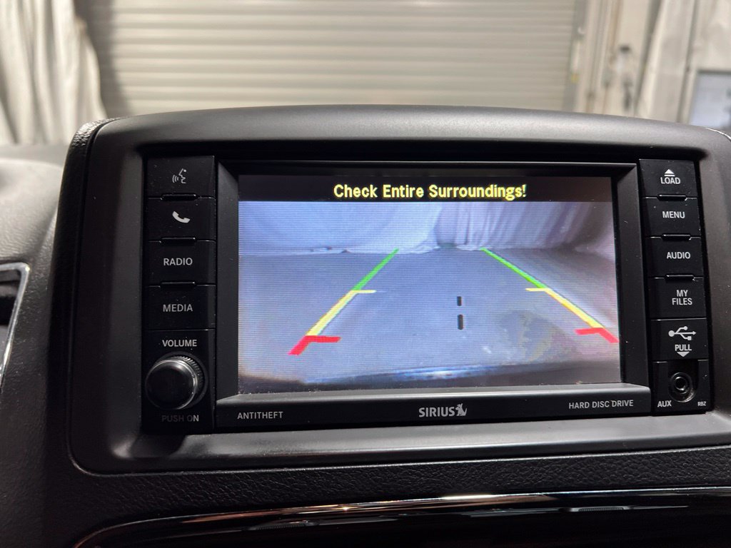 Used 2017 Dodge Grand Caravan SE FWD image 28