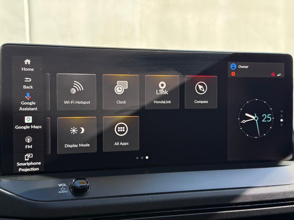 Used 2023 Honda Accord Touring image 16
