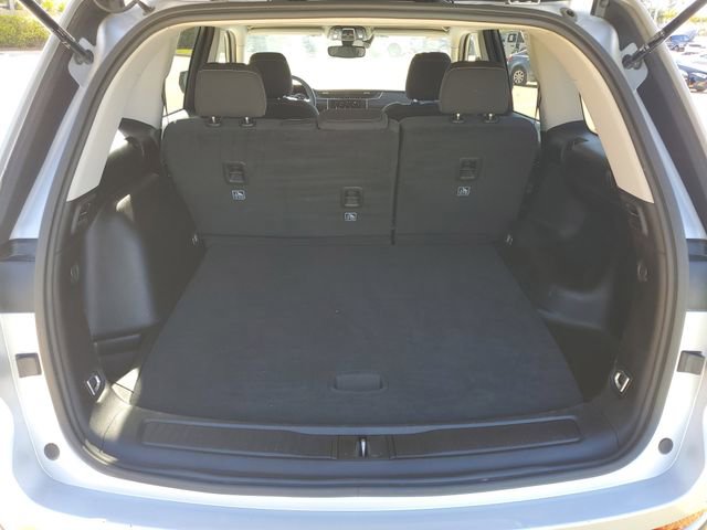 Used 2024 Jeep Grand Cherokee Laredo RWD image 35