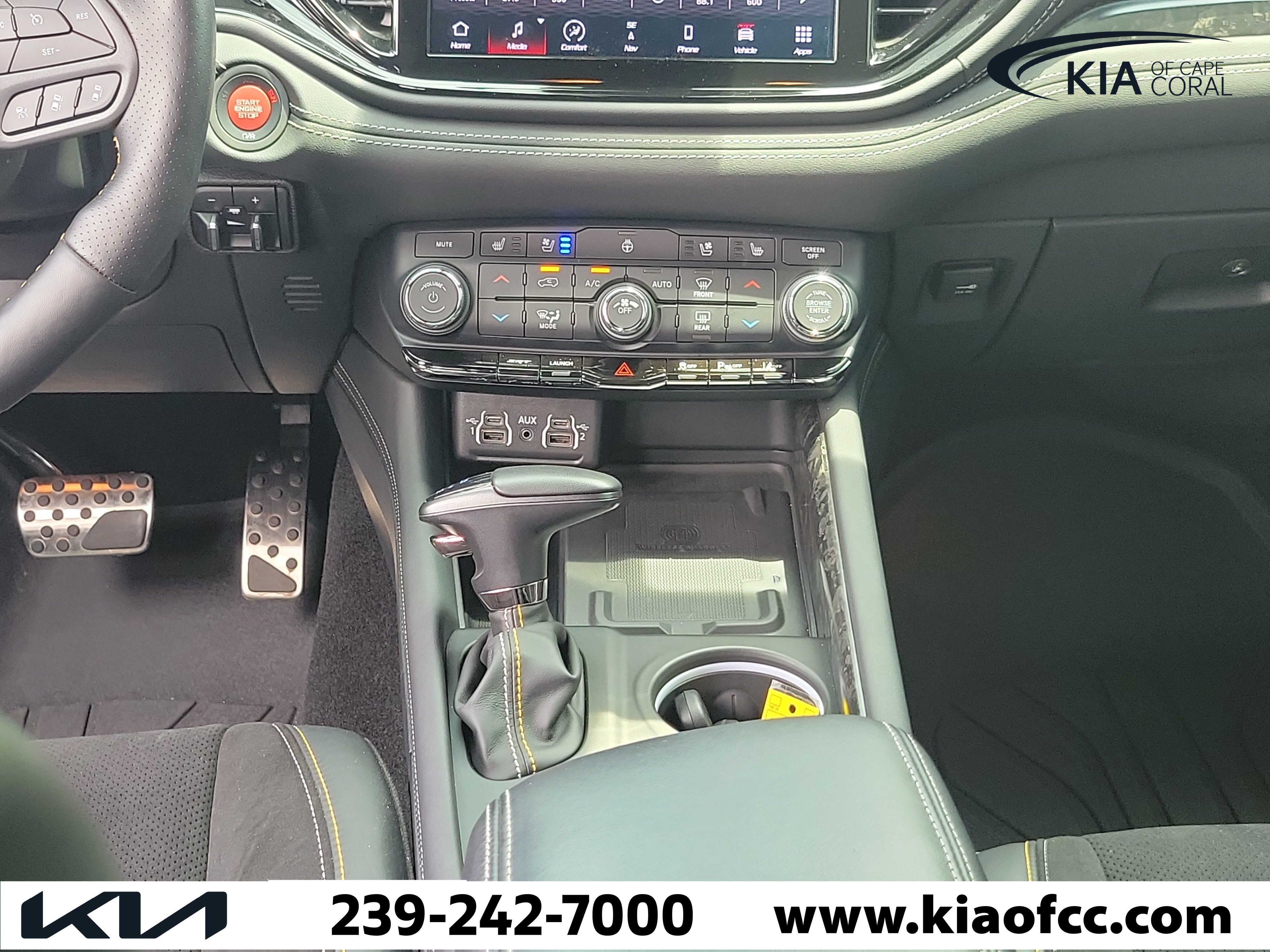 Used 2024 Dodge Durango SRT AWD/4WD image 22