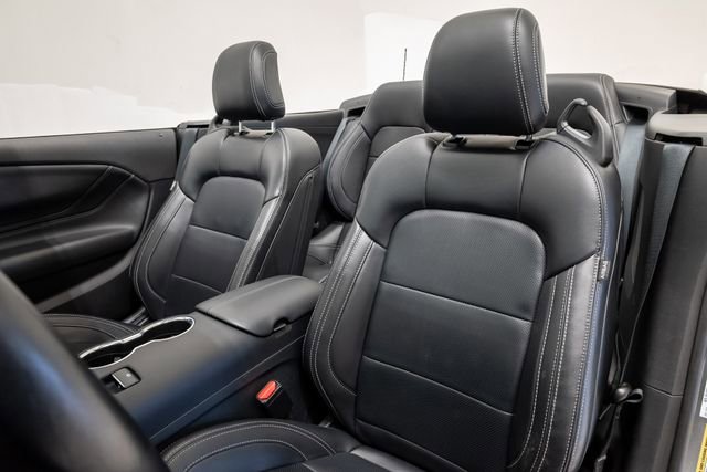 Used 2025 Ford Mustang Premium RWD image 9