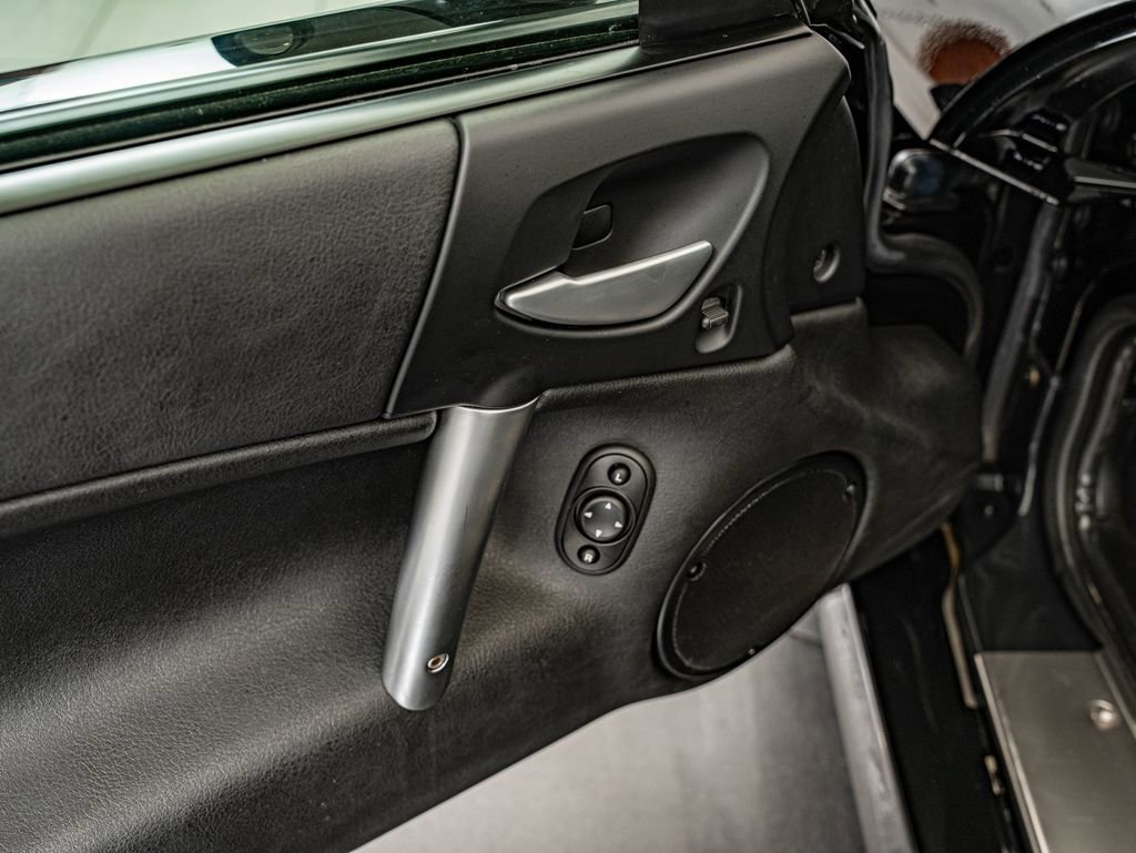 Used 2006 Dodge Viper SRT-10 image 23