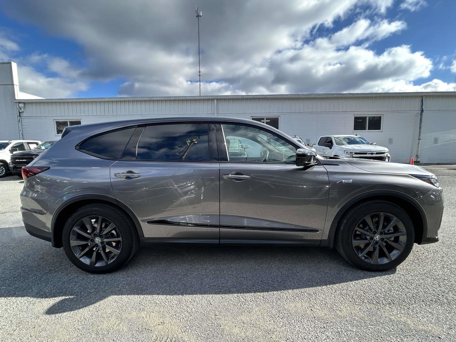 Used 2026 Acura MDX A-Spec image 2