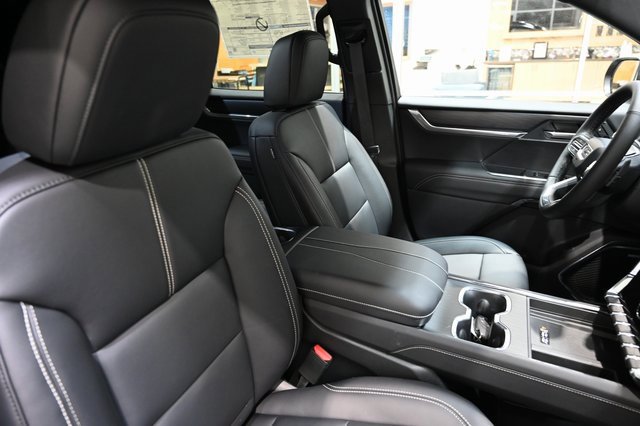 New 2026 GMC Acadia Elevation w/ Elevation Premium Package image 8