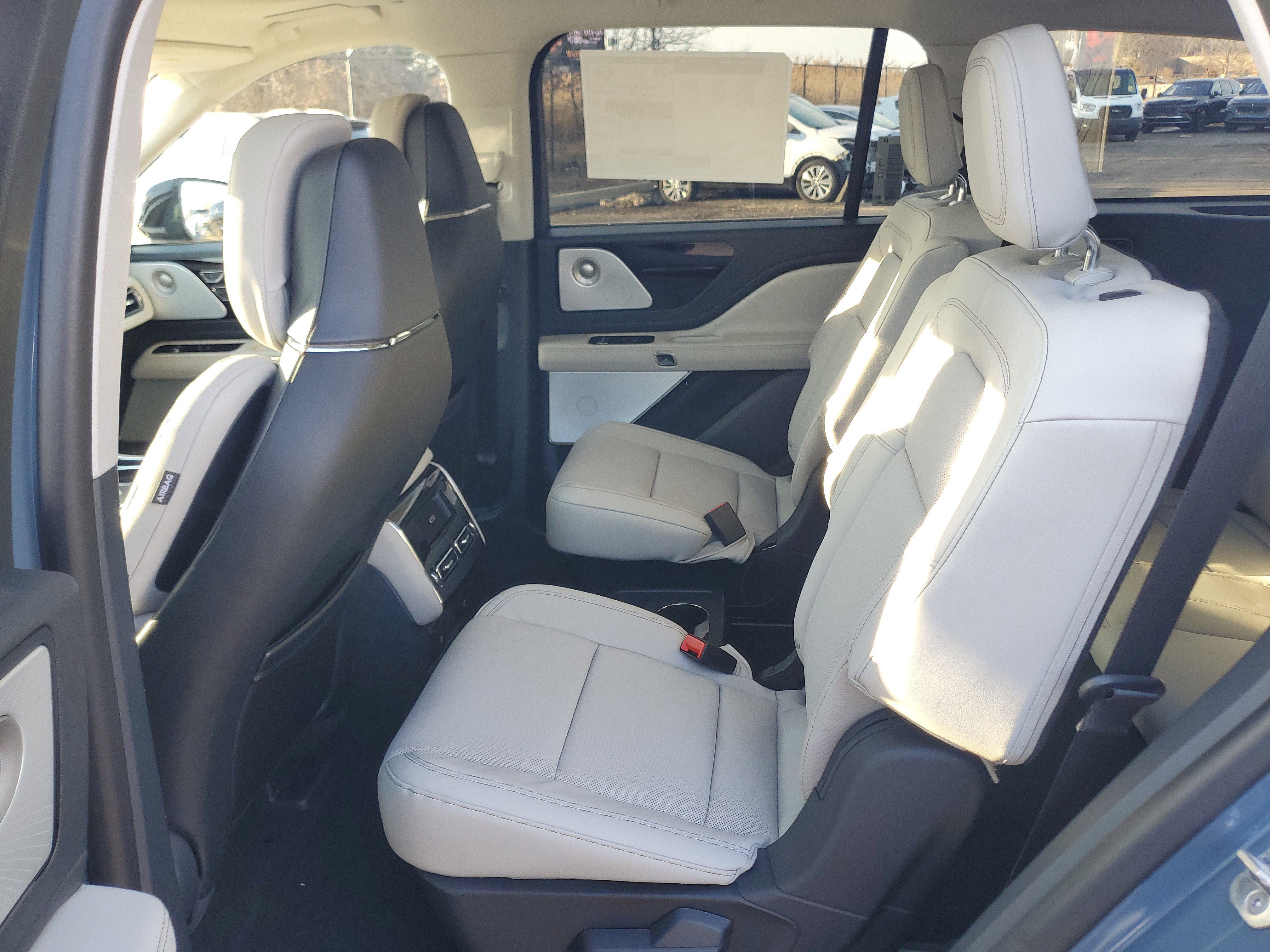 New 2026 Lincoln Aviator Reserve image 23