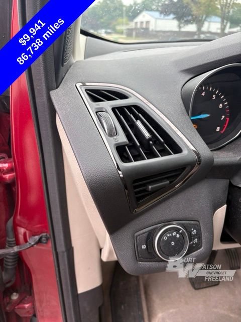 Used 2015 Ford Escape Titanium FWD image 13