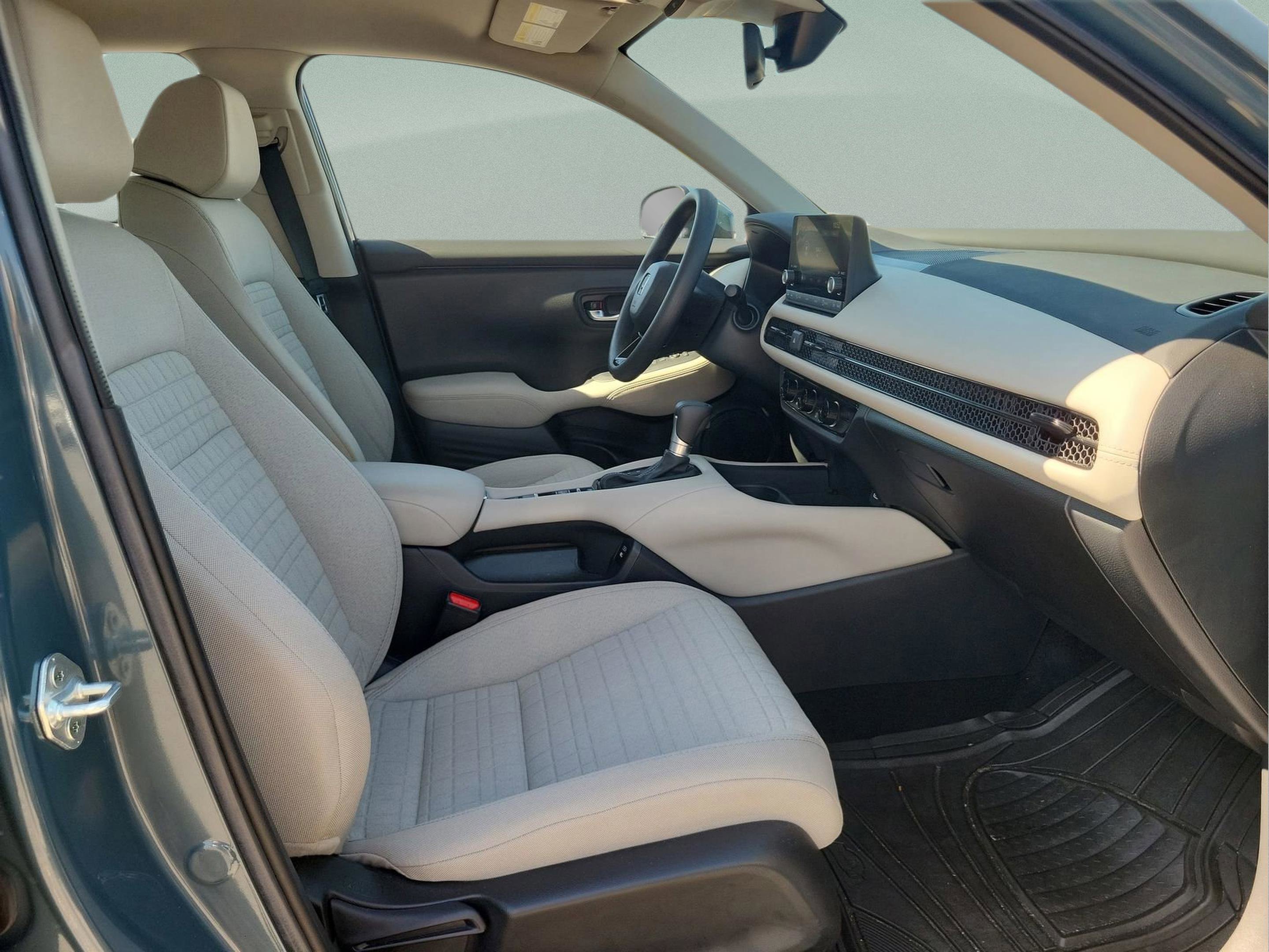 Certified 2025 Honda HR-V LX image 20