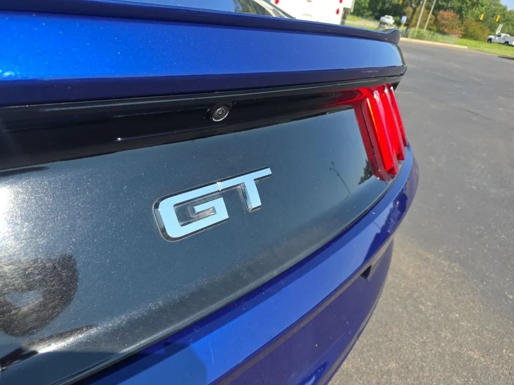 Used 2016 Ford Mustang GT RWD image 10