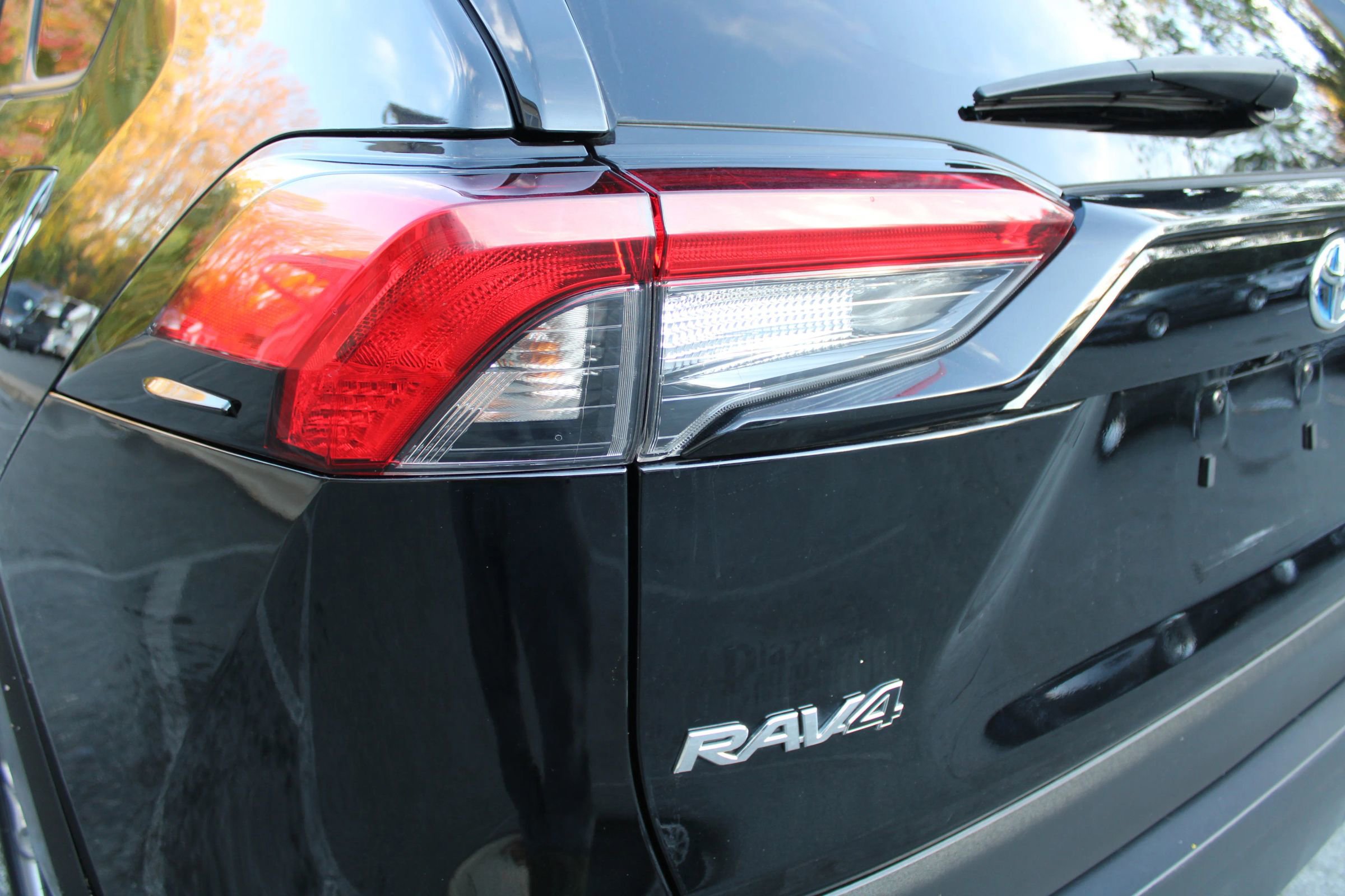 Used 2023 Toyota RAV4 XLE image 24