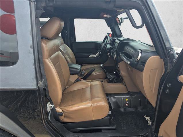 Used 2011 Jeep Wrangler Rubicon w/ PWR Convenience Group AWD/4WD image 17