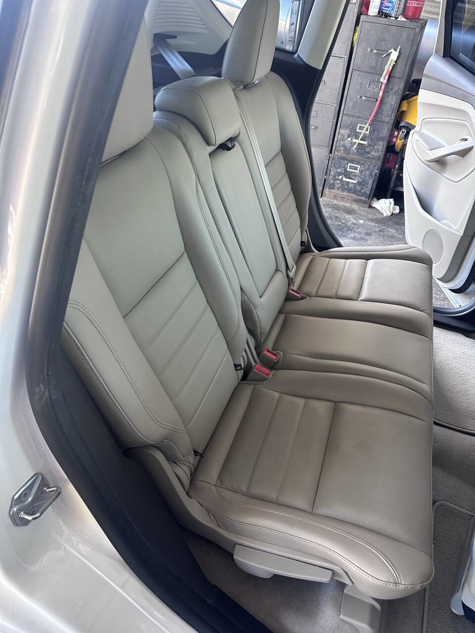 Used 2014 Ford C-MAX Energi SEL w/ Equipment Group 302A image 14