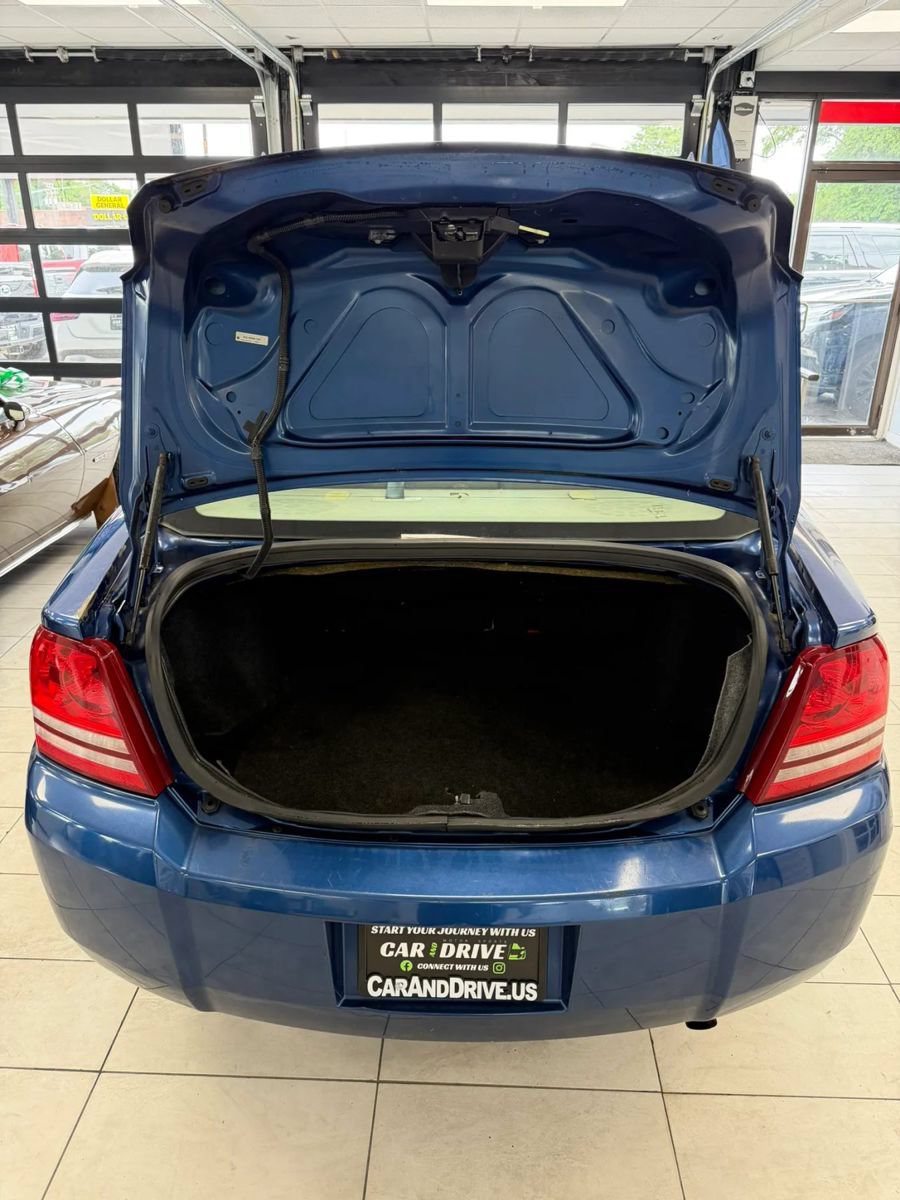Used 2010 Dodge Avenger SXT FWD image 21