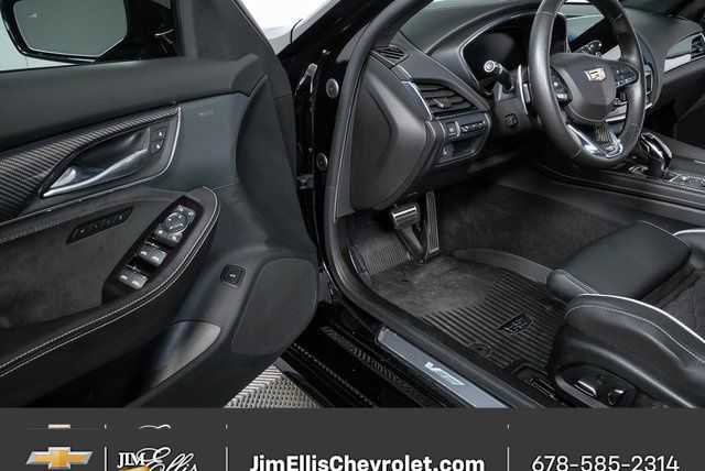 Used 2024 Cadillac CT5 V Blackwing w/ Driver Assist Package image 9