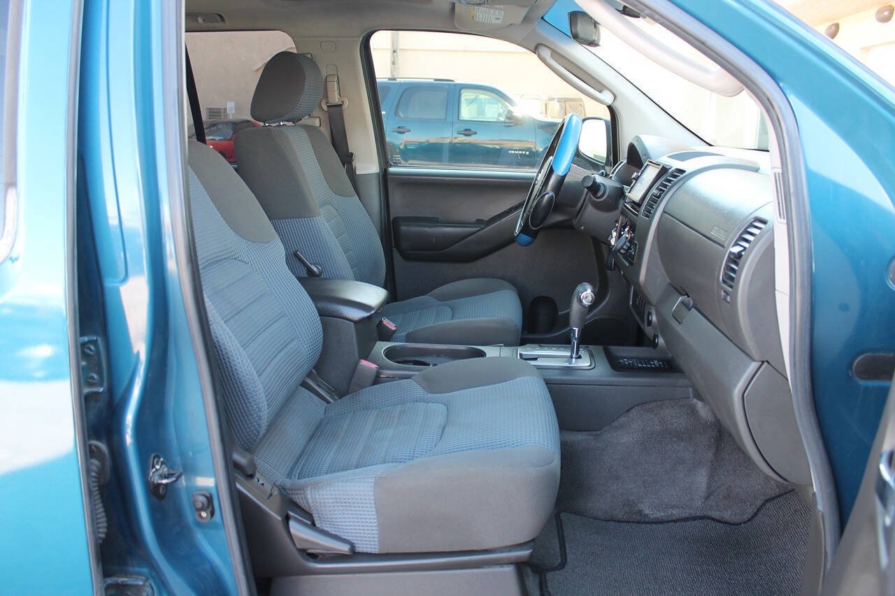 Used 2005 Nissan Frontier NISMO w/ (J01) Sunroof Pkg RWD image 31