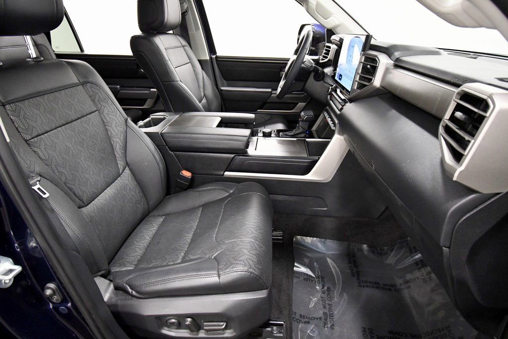 Used 2023 Toyota Sequoia SR5 w/ SR5 Premium Package AWD/4WD image 19