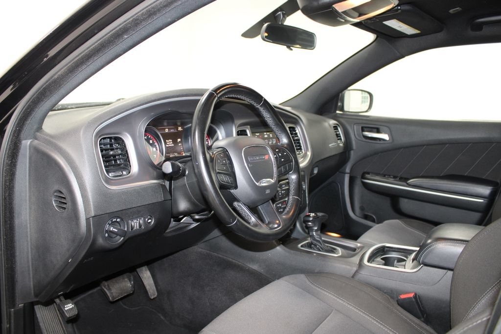 Used 2022 Dodge Charger SXT RWD image 20