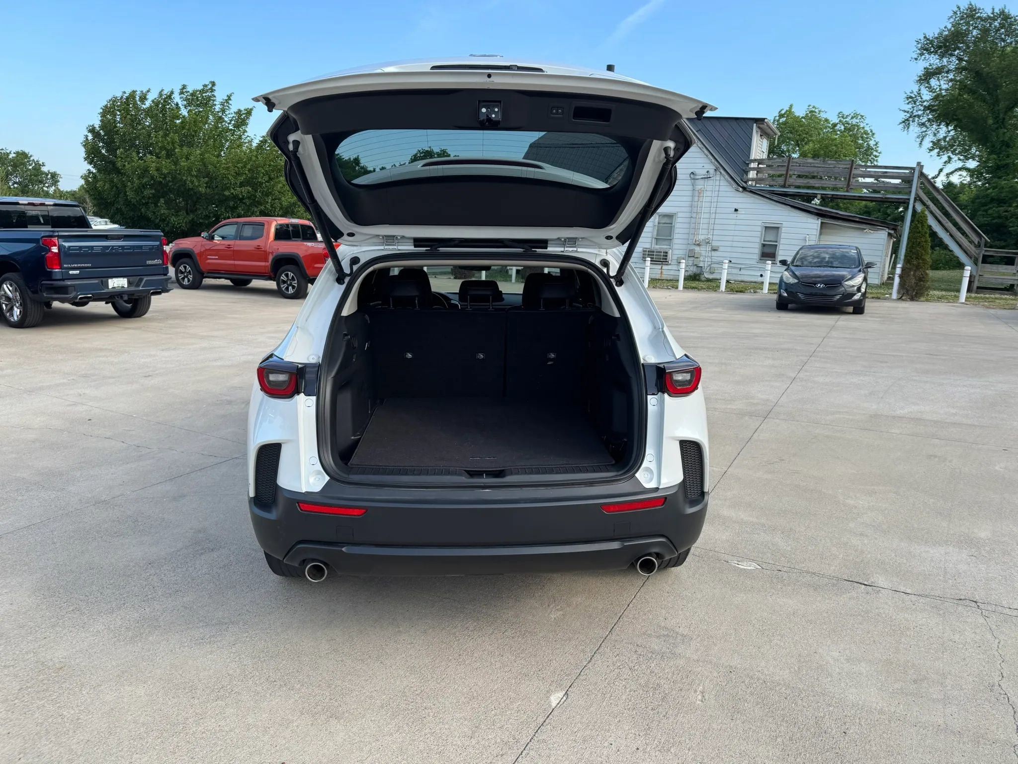 Used 2023 MAZDA CX-50 2.5 S w/ Cargo Package AWD/4WD image 9