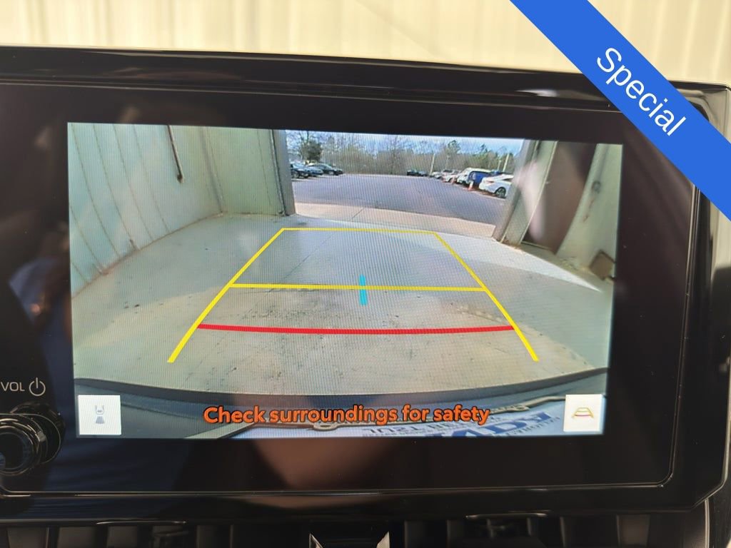 Used 2024 Toyota Corolla Cross XSE w/ Convenience Package image 37