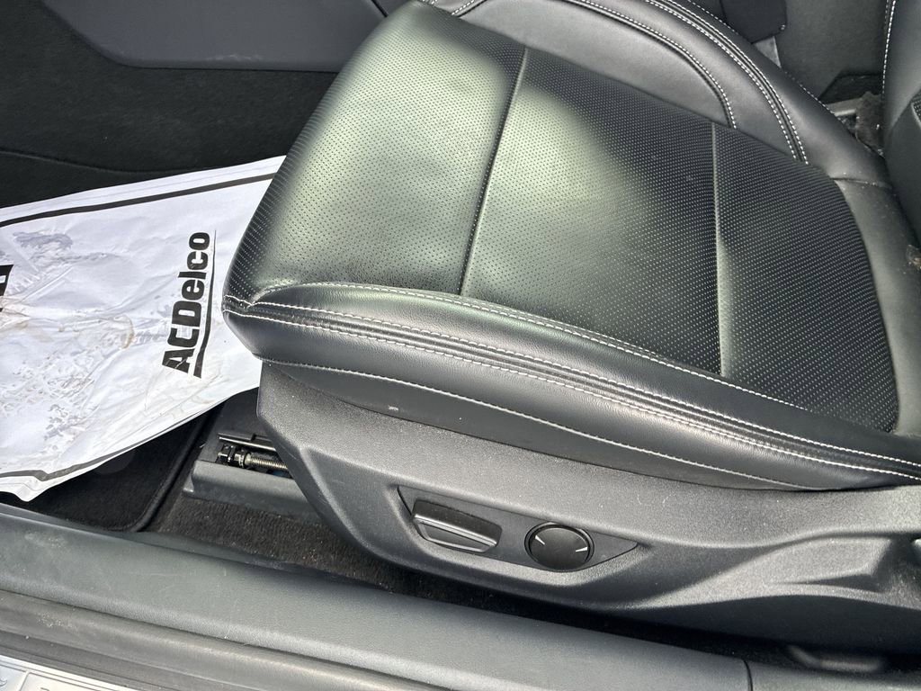 Used 2024 Ford Mustang Premium image 12