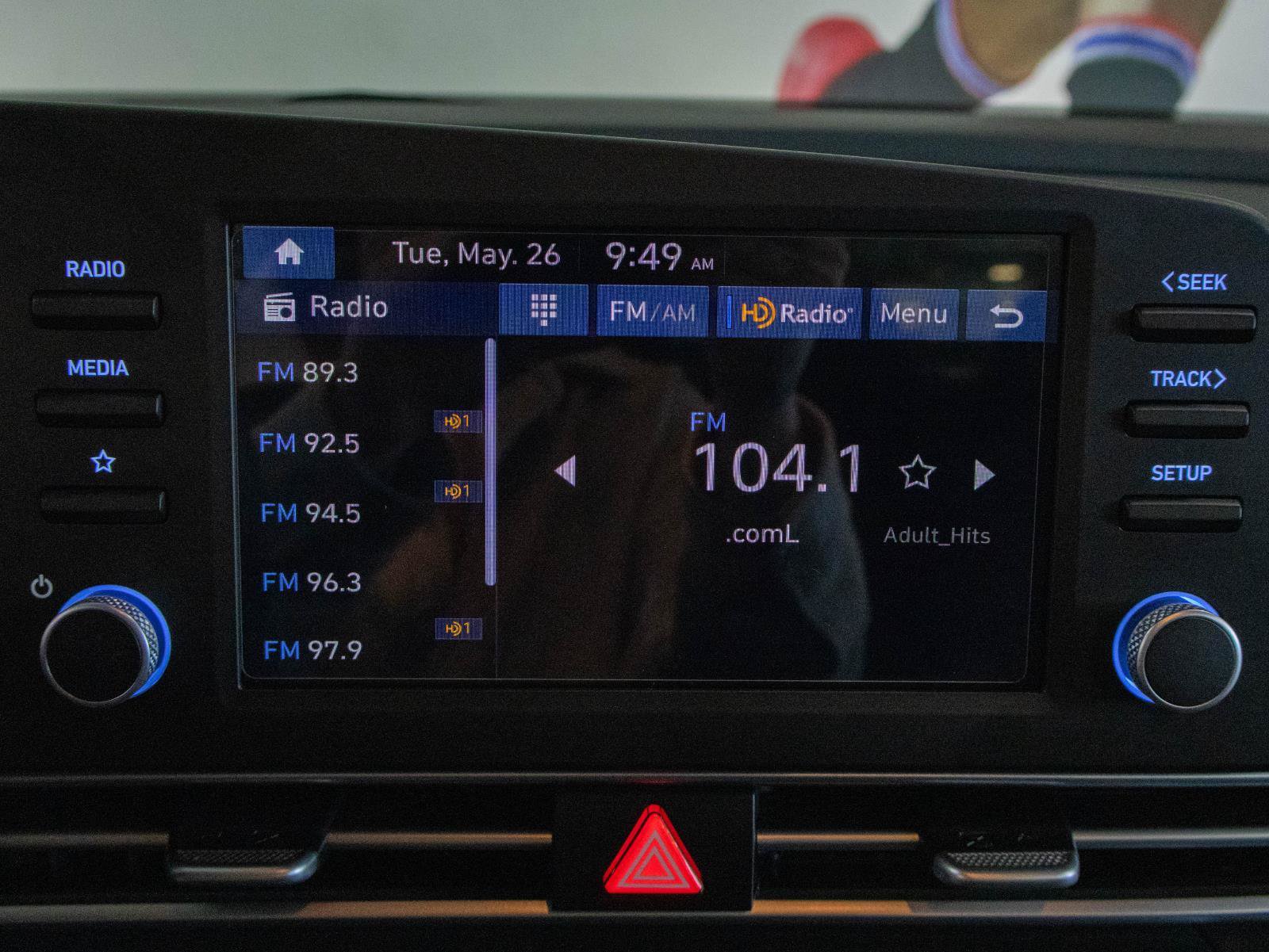 Used 2025 Hyundai Elantra SE FWD image 8