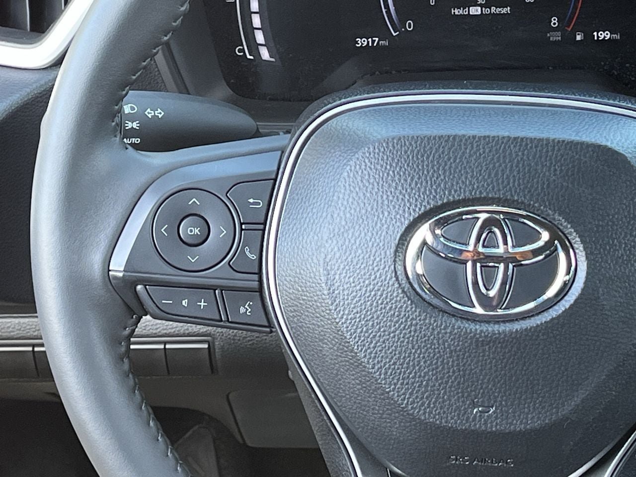 Used 2026 Toyota Corolla SE FWD image 12