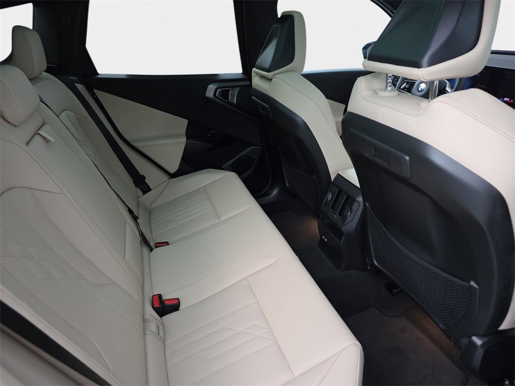 New 2026 BMW X3 xDrive30 w/ Premium Package image 11