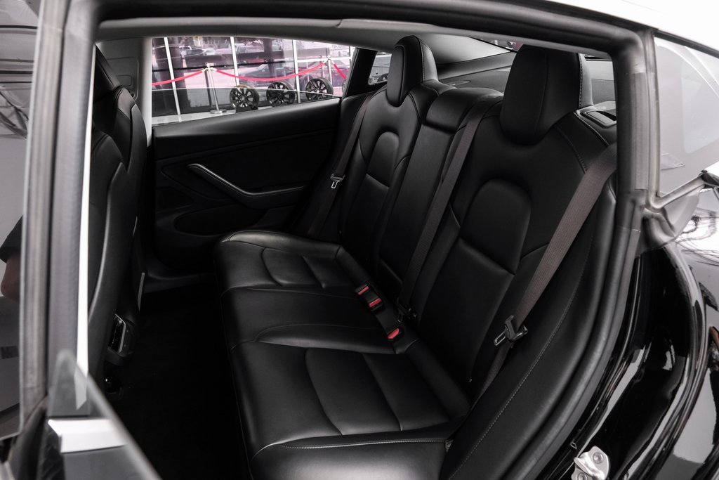 Used 2018 Tesla Model 3 Long Range image 42